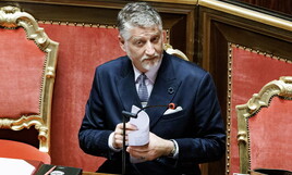 https://img-prod.ilfoglio.it/2025/09/11/150523458-f0d9f185-cdbb-4613-919d-08111436bf5f.jpg