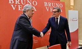 https://img-prod.ilfoglio.it/2025/09/11/181805763-ca972a01-6af3-416d-91b2-0dfbc70ccd33.jpg
