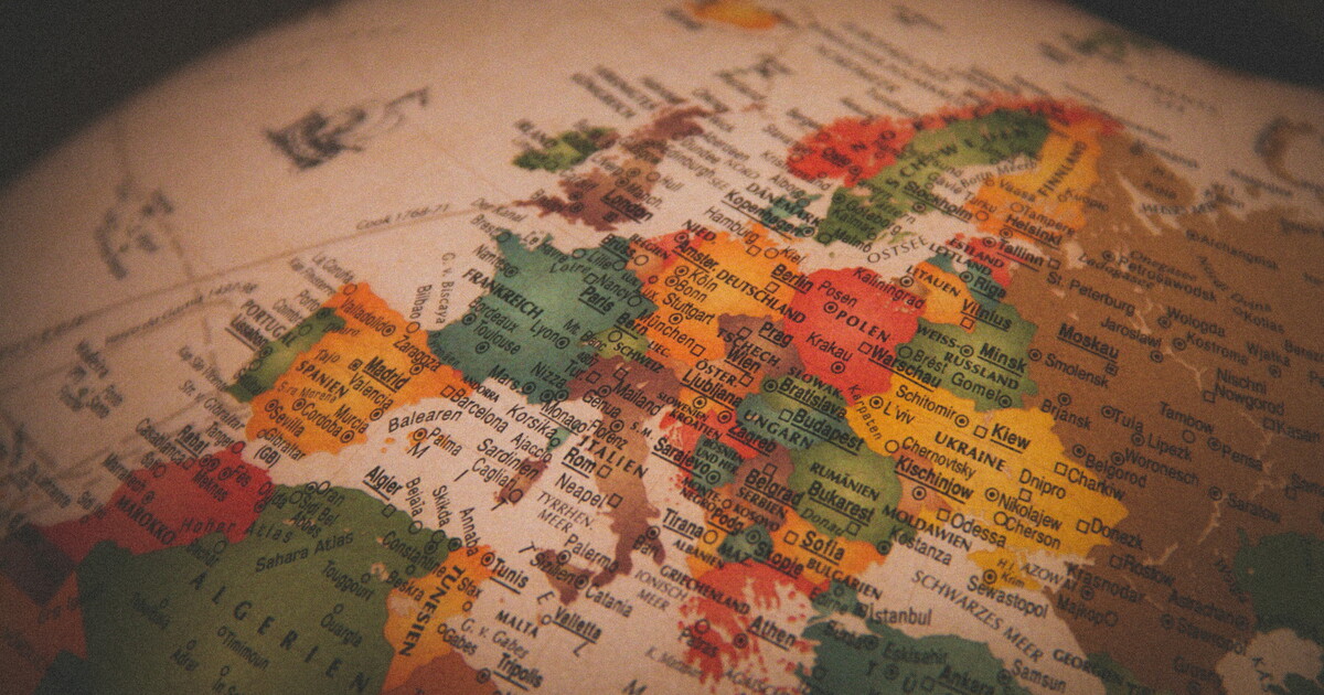 Filosofia dell’Europa, dai sogni di Savinio all’eterno ritorno di Parmenide