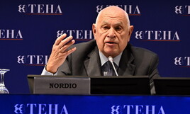 https://img-prod.ilfoglio.it/2025/09/16/182921177-4a26202c-4e80-4be7-b589-839a642efad2.jpg
