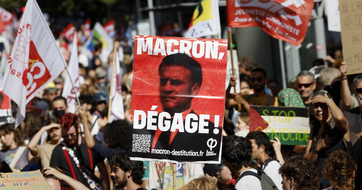 Lo sciopero francese è contro “la notte senza fine del macronismo”