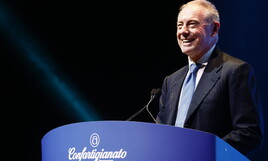 https://img-prod.ilfoglio.it/2025/09/19/152434357-8270735e-6a99-4e03-a5c7-3c34bf556f86.jpg