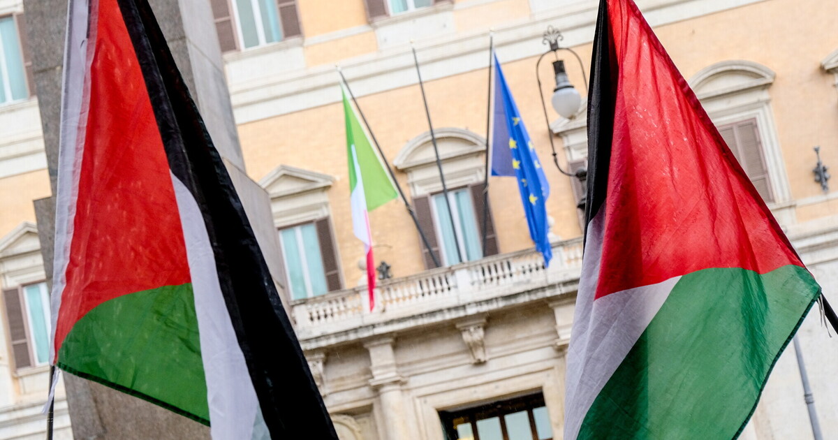 "Bene il governo sui soccorsi alla Flotilla", dicono M5s, Pd e Avs. Ma balbettano sulla mozione per la Palestina