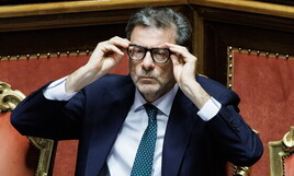https://img-prod.ilfoglio.it/2025/09/25/181525587-9d9b9912-3904-429c-b144-98c8e693d80d.jpg