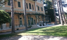 https://img-prod.ilfoglio.it/2025/09/30/174715777-3ff382a4-762f-4891-a8c3-ec9c83732b82.jpg