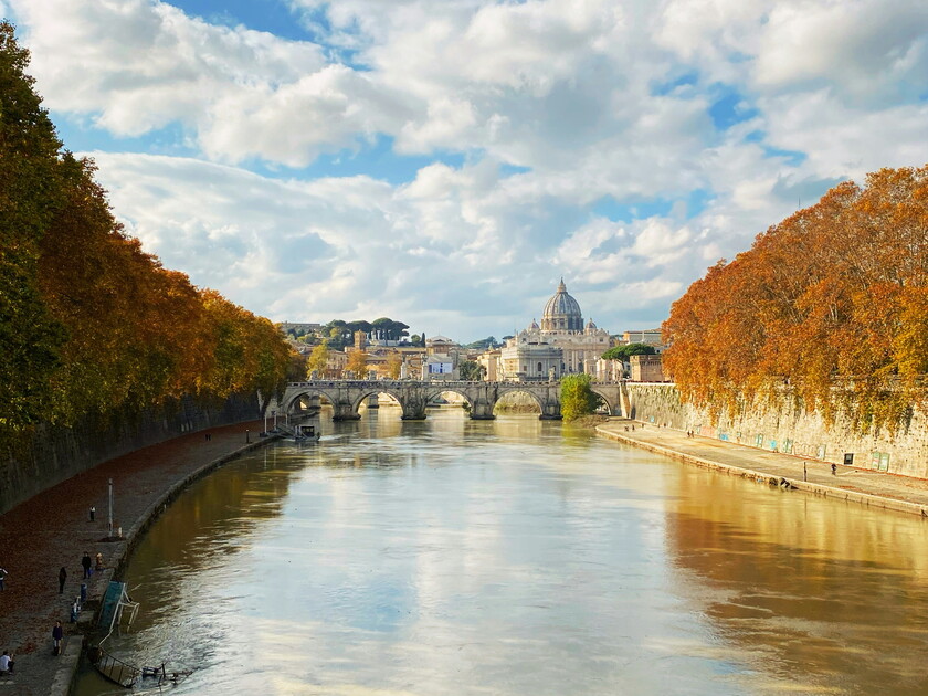 Argenti, foglie, lumi di candela e cene d’autore da Buccellati fino a Trastevere