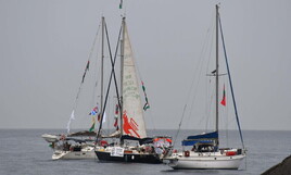 La curiosa storia della nave spagnola mandata in ritardo per la flotilla. Fortuna c’è Crosetto