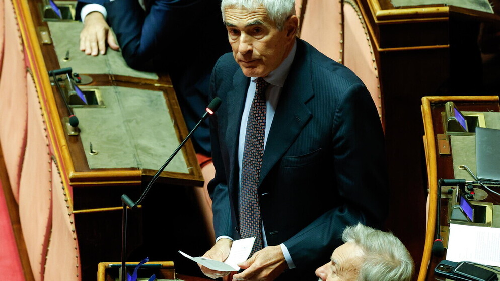 Casini: "I disordini su Gaza favoriscono Meloni. Schlein? Non è ancora l'alternativa. Albanese? Parole orribili"