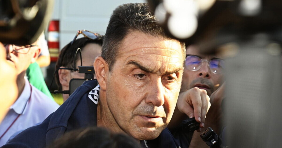 road to remigration vannacci si prende la scena a livorno e la vecchia lega osserva perplessa