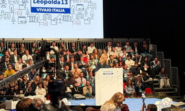 Silvia Salis, la diva della Leopolda: "Serve un ministero del futuro. Incontrerò Schlein presto"