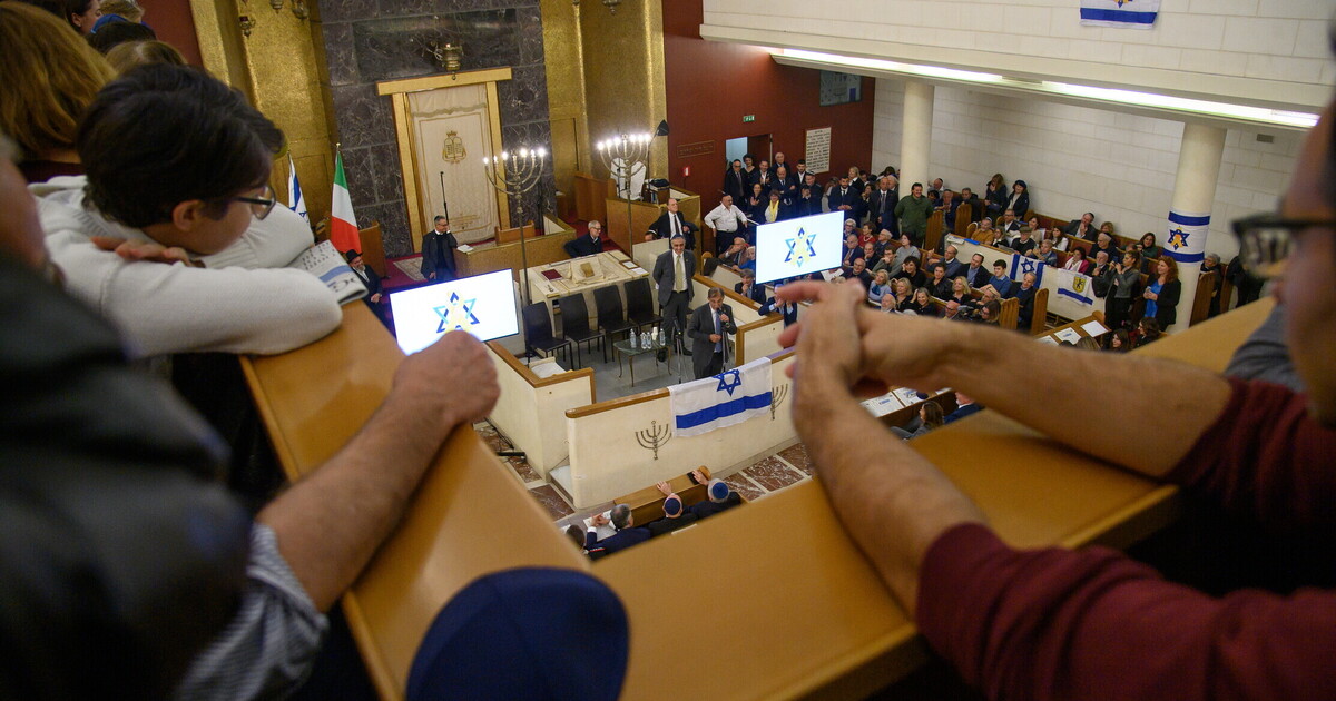 a due anni dal 7 ottobre in italia le comunit224 ebraiche ricordano in silenzio le loro vittime