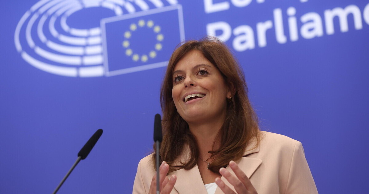 Con un solo voto di scarto il Parlamento europeo salva Ilaria Salis: no alla revoca dell