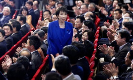 https://img-prod.ilfoglio.it/2025/10/07/155246955-72ed34a3-c1fa-442f-a8e5-d48772869d3a.jpg