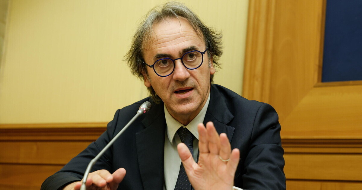 Bonelli: “Sì alle primarie. Anche con Renzi. Avs è per il proporzionale”