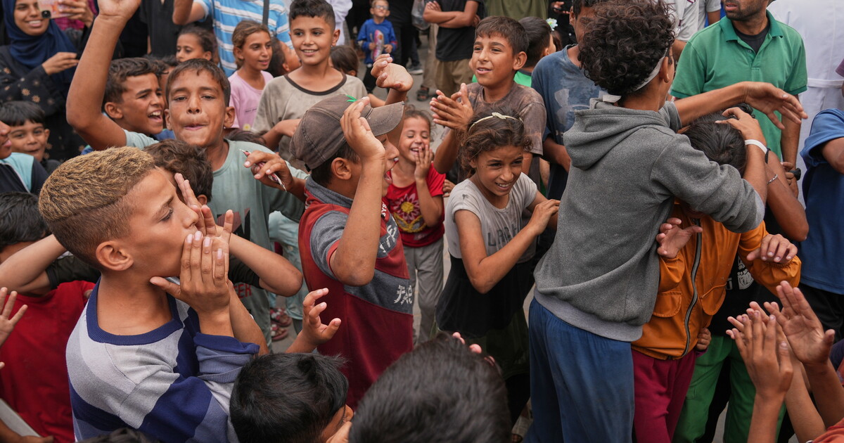 A Gaza in fondo è questione di sovraffollamento e compresenza A Gaza in fondo è questione di sovraffollamento e compresenza