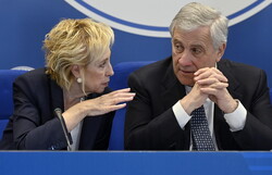 https://img-prod.ilfoglio.it/2025/10/09/180526103-0eac7997-c684-4441-a18e-9b23df1b80e3.jpg