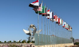 https://img-prod.ilfoglio.it/2025/10/13/071219332-d640bc19-a971-4a45-8ba0-a1e8a3cf047f.jpg