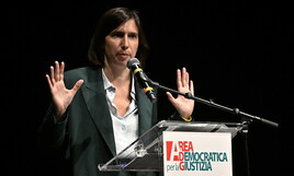 https://img-prod.ilfoglio.it/2025/10/13/173349956-67142a35-623e-4485-a1f7-dd20c5a66045.jpg