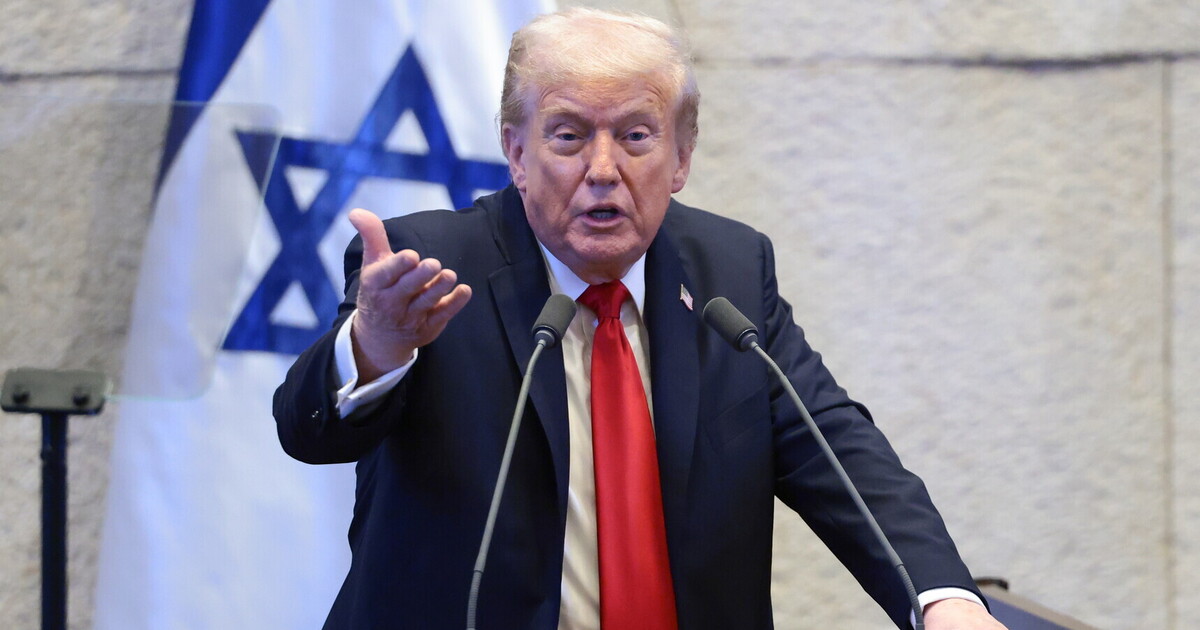 Trump disegna il nuovo medio oriente. Non tutti i leader lo seguono di corsa Trump disegna il nuovo medio oriente. Non tutti i leader lo seguono di corsa