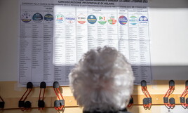 Il sondaggio politico Swg La7: quadro stabile, ma crescono i centristi e l’astensione