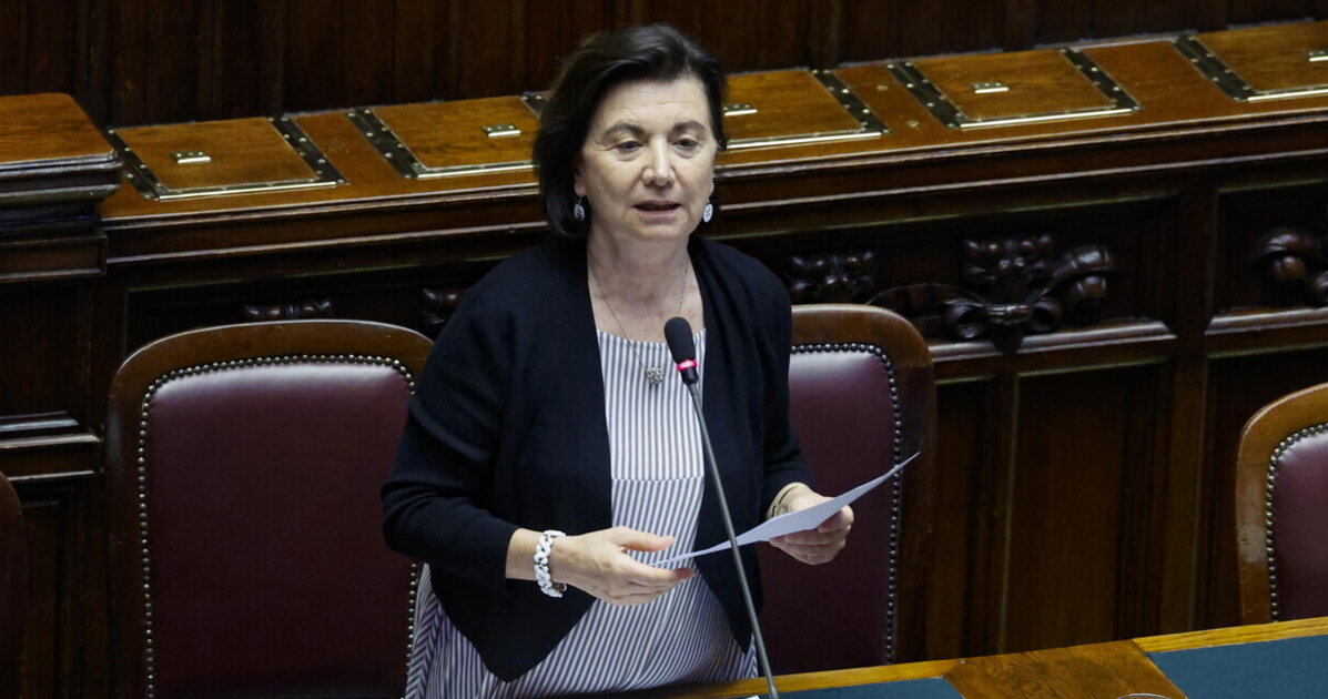 Accompagnare i viaggi ad Auscwhitz con un ripasso sul nuovo antisemitismo Accompagnare i viaggi ad Auscwhitz con un ripasso sul nuovo antisemitismo
