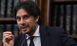https://img-prod.ilfoglio.it/2025/10/15/125655783-51c7e4f4-7e96-4260-80ac-6b5724f243b0.jpg