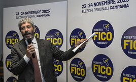Lista Fico. Il candidato del campo largo in Campania presenta i suoi “presentabilissimi”