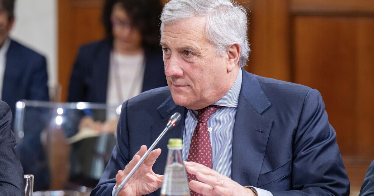 Tajani da ruspa: accentra la ricostruzione di Gaza. Meloni delega Mantovano. Asse Crosetto Provenzano Tajani da ruspa: accentra la ricostruzione di Gaza. Meloni delega Mantovano. Asse Crosetto Provenzano