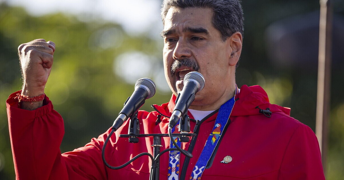 Trump è sempre più deciso contro Maduro. Gli attacchi via terra e la Cia Trump è sempre più deciso contro Maduro. Gli attacchi via terra e la Cia