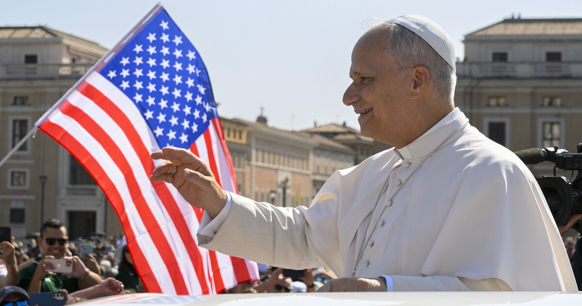 la chiesa americana elegge i nuovi vertici sotto gli occhi del suo papa