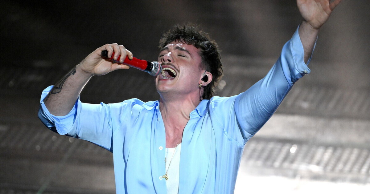 Chiuso il tour invernale di Olly. Possiamo dirlo: è il più "vaschiano" di tutti Chiuso il tour invernale di Olly. Possiamo dirlo: è il più "vaschiano" di tutti