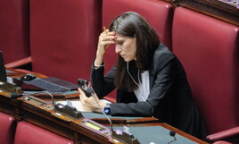 Processo a Chiara Appendino: "Esaurita la spinta". Taverna: "In un altro partito saresti già stata cacciata"