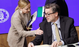 https://img-prod.ilfoglio.it/2025/10/20/183200807-cd6de073-3506-4de0-b814-3058c6118ae4.jpg