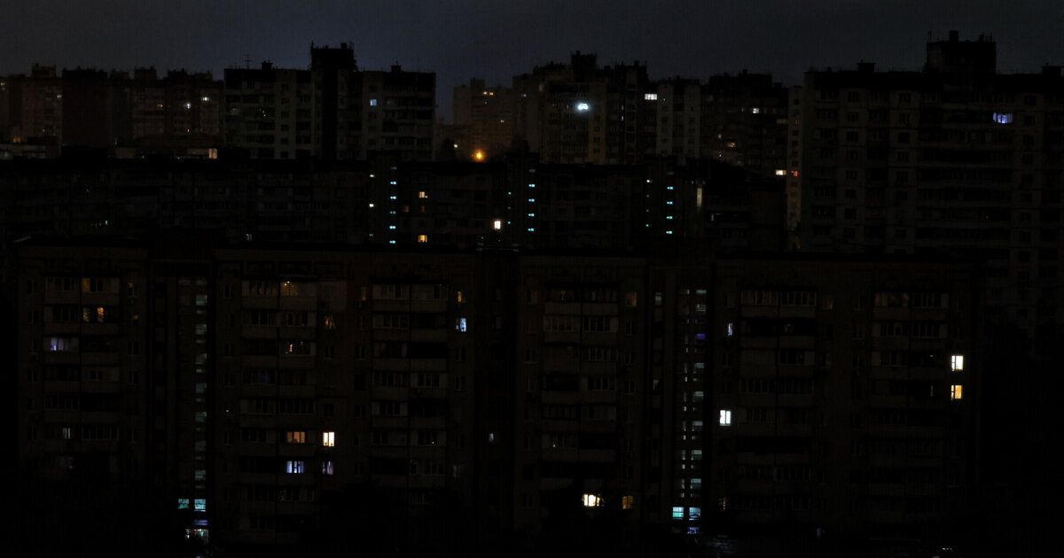 Lontana dai balletti su Budapest, Kyiv deve risolvere i blackout