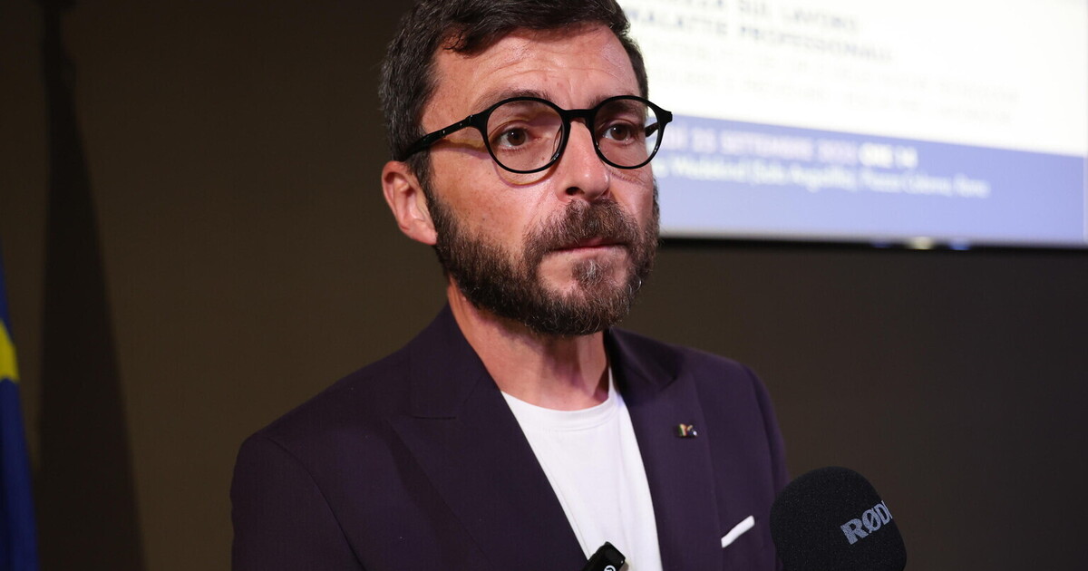 Rizzetto (FdI): “Bene la Uil di Bombardieri sulla manovra. Ora anche la Cgil passi dalla protesta alla proposta” Rizzetto (FdI): “Bene la Uil di Bombardieri sulla manovra. Ora anche la Cgil passi dalla protesta alla proposta”