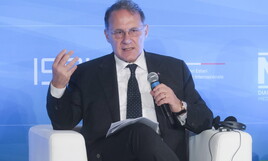 https://img-prod.ilfoglio.it/2025/10/22/190100429-426b3bf4-6876-422e-b5e0-10f5fdd9f6aa.jpg