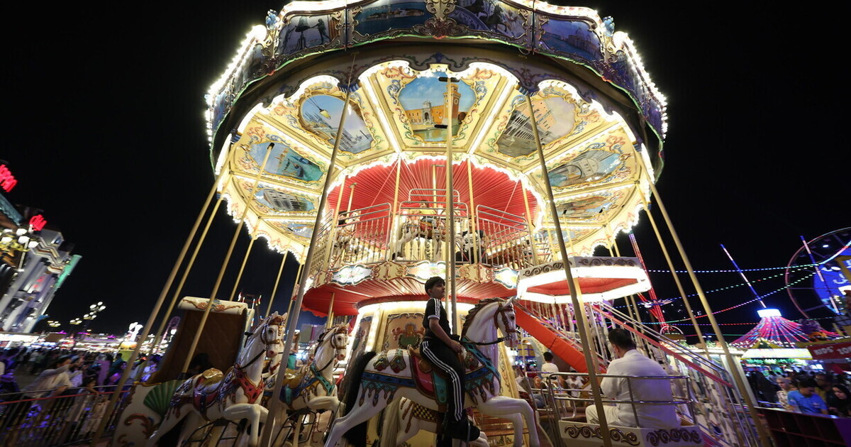 ti presenti forse ai tuoi familiari no ma cosa festeggiamo la famiglia da Ilfoglio.it ti presenti forse ai tuoi familiari no ma cosa festeggiamo la famiglia