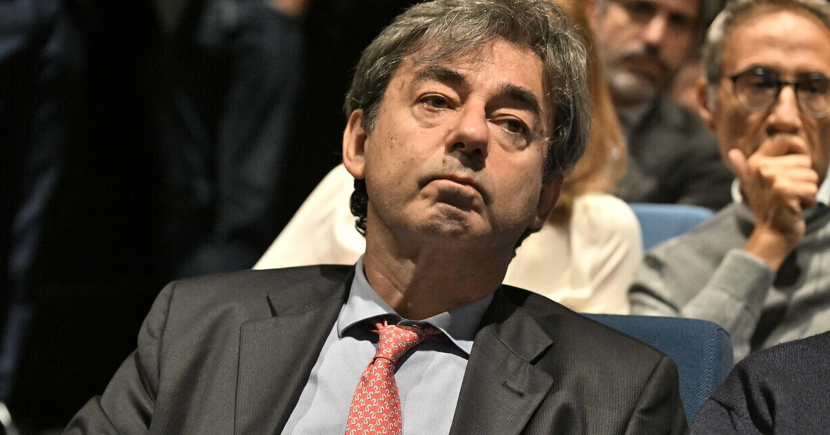 L’attacco di Ranucci al Garante della Privacy e l’ovazione da parte dell’Anm L’attacco di Ranucci al Garante della Privacy e l’ovazione da parte dell’Anm