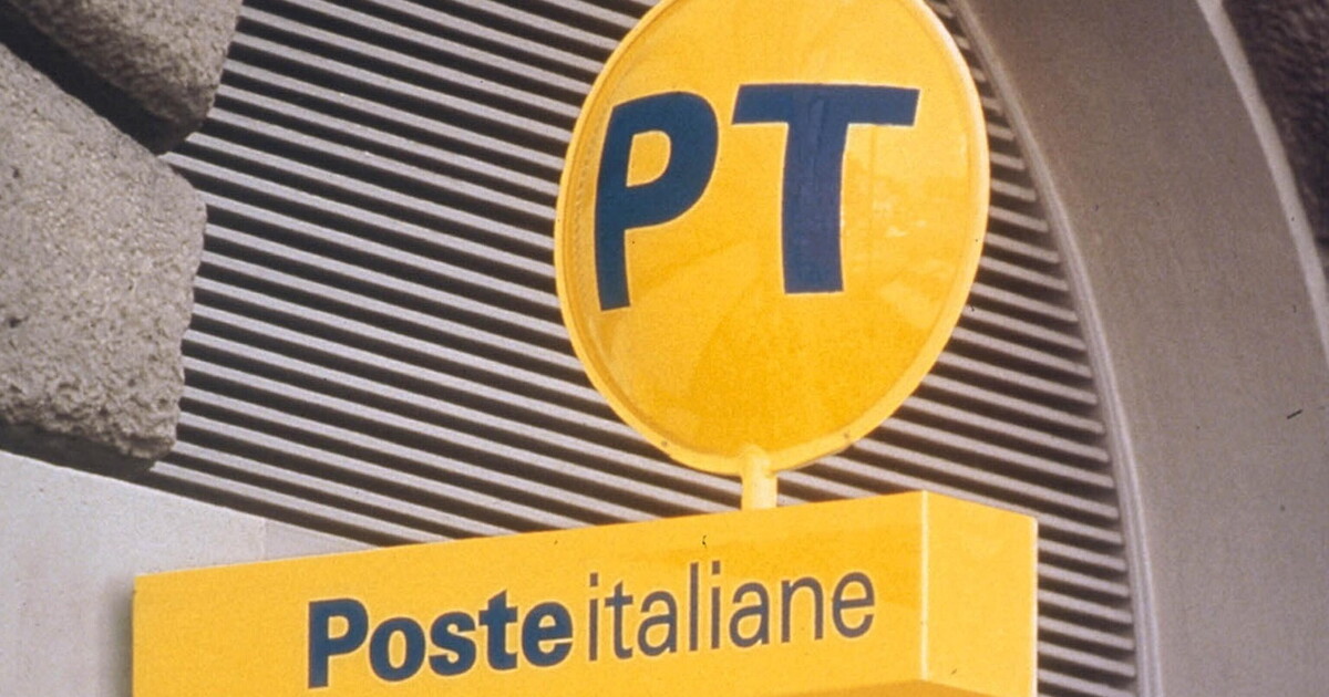 Dove va Poste Italiane: numeri, evoluzioni e scenari dieci anni dopo la quotazione Dove va Poste Italiane: numeri, evoluzioni e scenari dieci anni dopo la quotazione