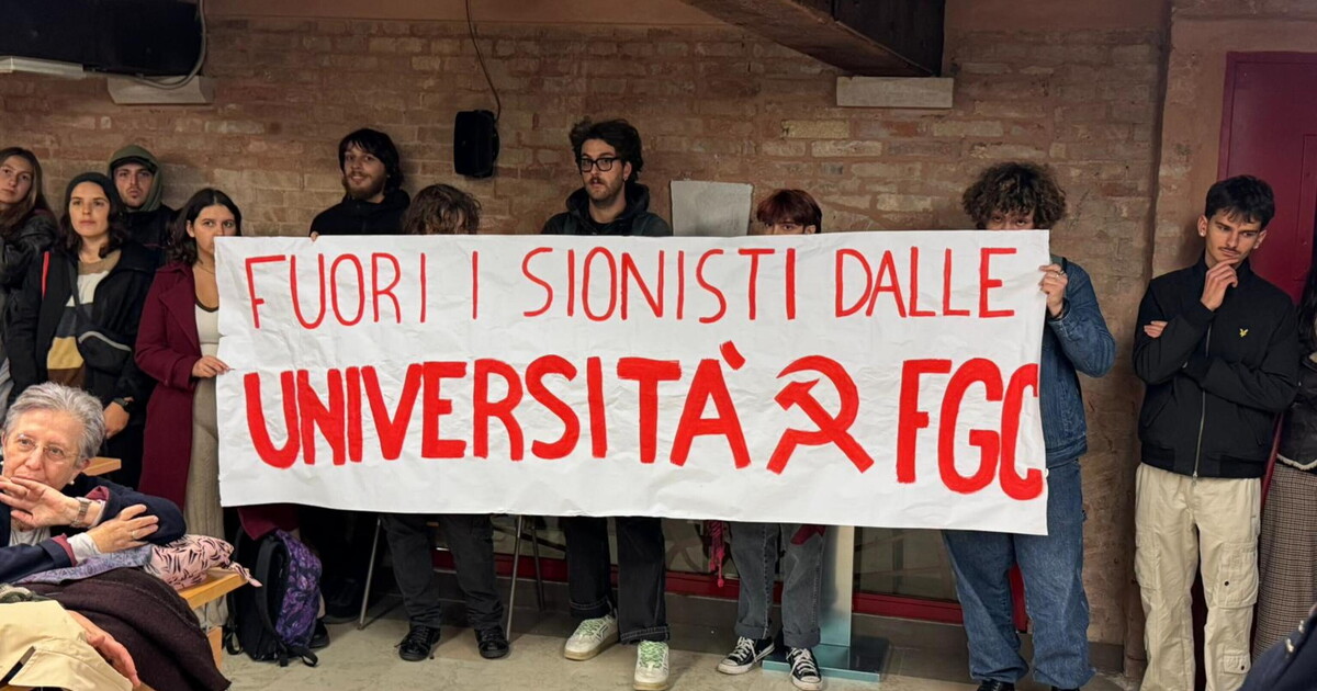 Studenti pro Pal impediscono all