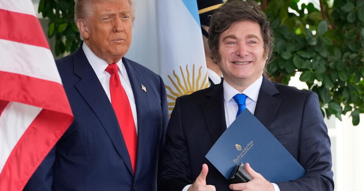 Gli agricoltori americani sono furiosi, schiacciati in mezzo ai dazi di Trump e ai suoi aiuti all’Argentina Gli agricoltori americani sono furiosi, schiacciati in mezzo ai dazi di Trump e ai suoi aiuti all’Argentina
