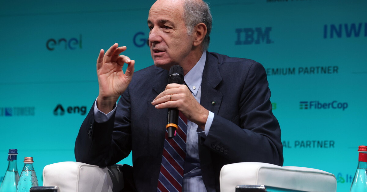 Il bilancio di Passera: "Bene il  Il bilancio di Passera: "Bene il