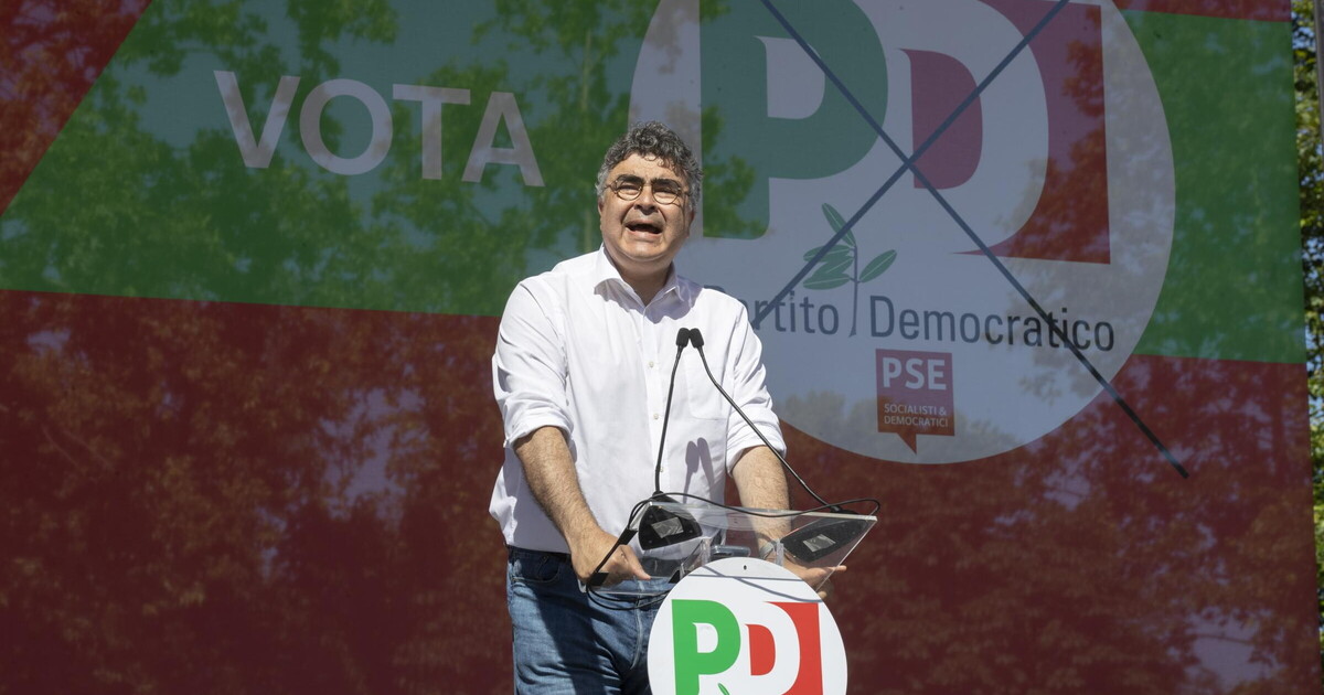 Prodi: "I pro Pal a Venezia sono dei matti". Delrio: "La sinistra prenda posizione". Un Pd per Fiano Prodi: "I pro Pal a Venezia sono dei matti". Delrio: "La sinistra prenda posizione". Un Pd per Fiano