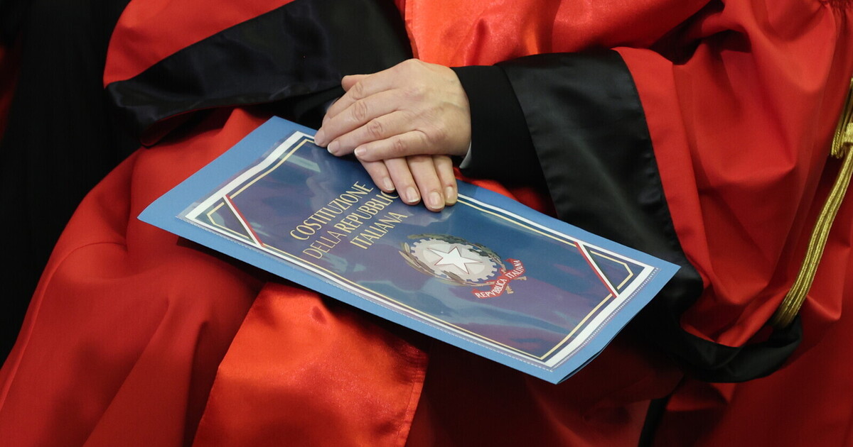 Contro i pieni poteri dei pm. Ragioni per un sì convinto alla riforma della giustizia Contro i pieni poteri dei pm. Ragioni per un sì convinto alla riforma della giustizia