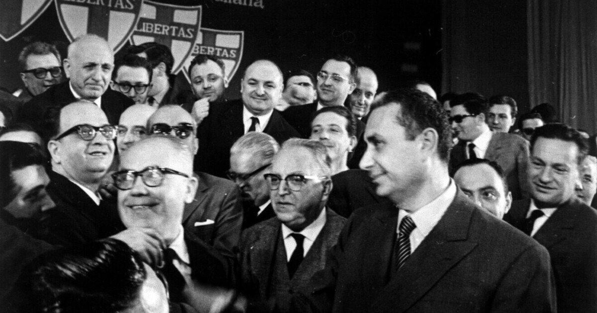 Essere reazionari oggi, ovvero rimpiangere la Dc Essere reazionari oggi, ovvero rimpiangere la Dc