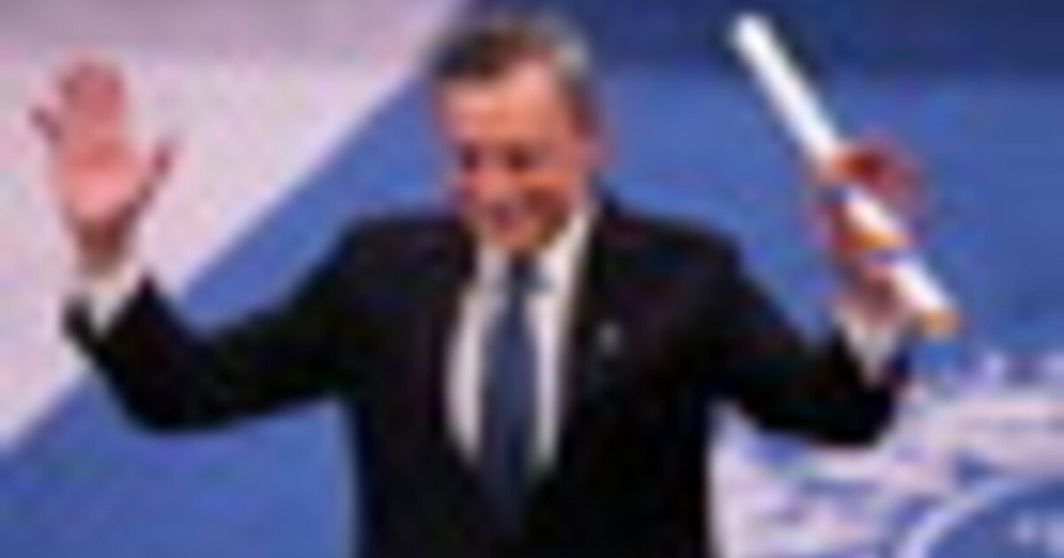 Draghi, vita da Mario. Va al cinema a vedere il film di Verdone (e la trama sembra la storia dell