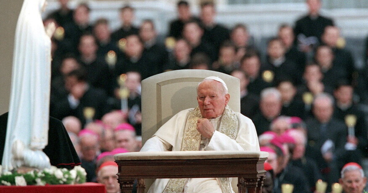 Su Maria corredentrice, tu con quale Papa stai? Su Maria corredentrice, tu con quale Papa stai?