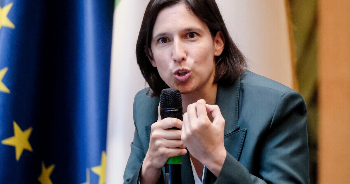 Schlein si precipiti a New York! Schlein si precipiti a New York!