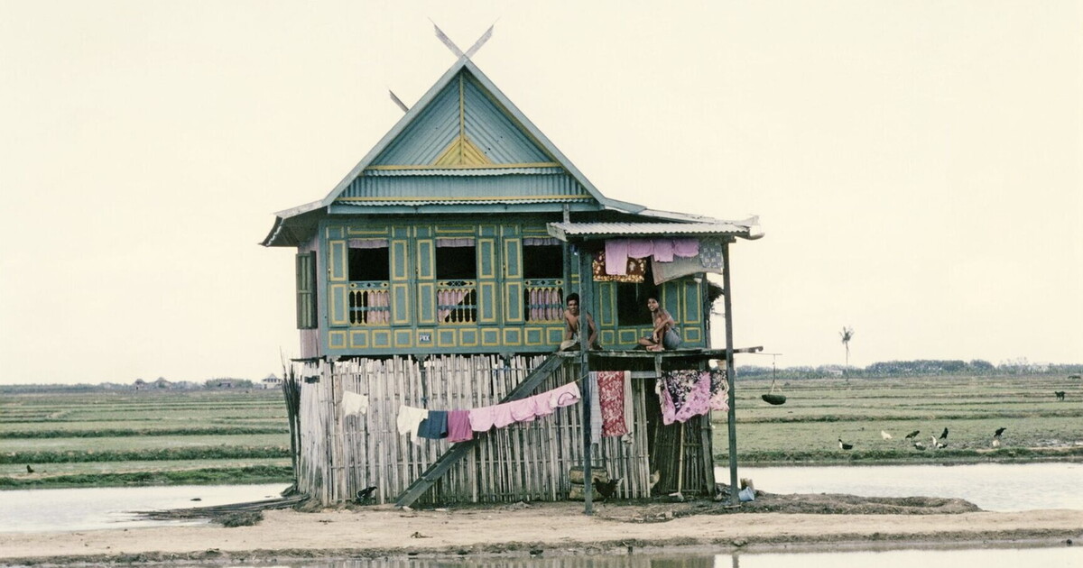 La Biennale di Bologna riflette sulla casa come simbolo di protezione e identità La Biennale di Bologna riflette sulla casa come simbolo di protezione e identità