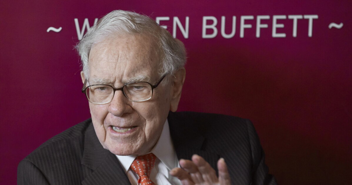 buffet e trump i due volti opposti dell america